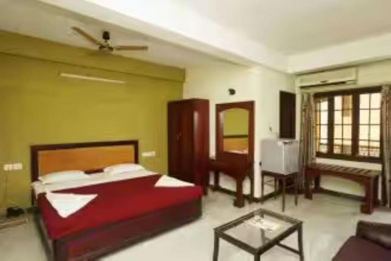 Hotel Soorya Heritage Inn Pondicherry Exteriör bild